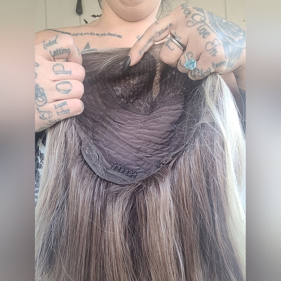 Chelsey Smith Cosmetics Jenny Wig - Picture 5 of 8